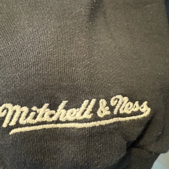 Mitchell/Ness 95’ Raptors hoodie - Picture 2 of 2